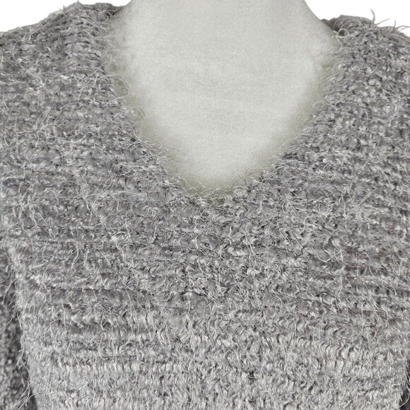 Artex Womens M Sweater Eyelash Fuzzy Soft Pullover Grey Silver Comfy Casual - Picture 14 of 16